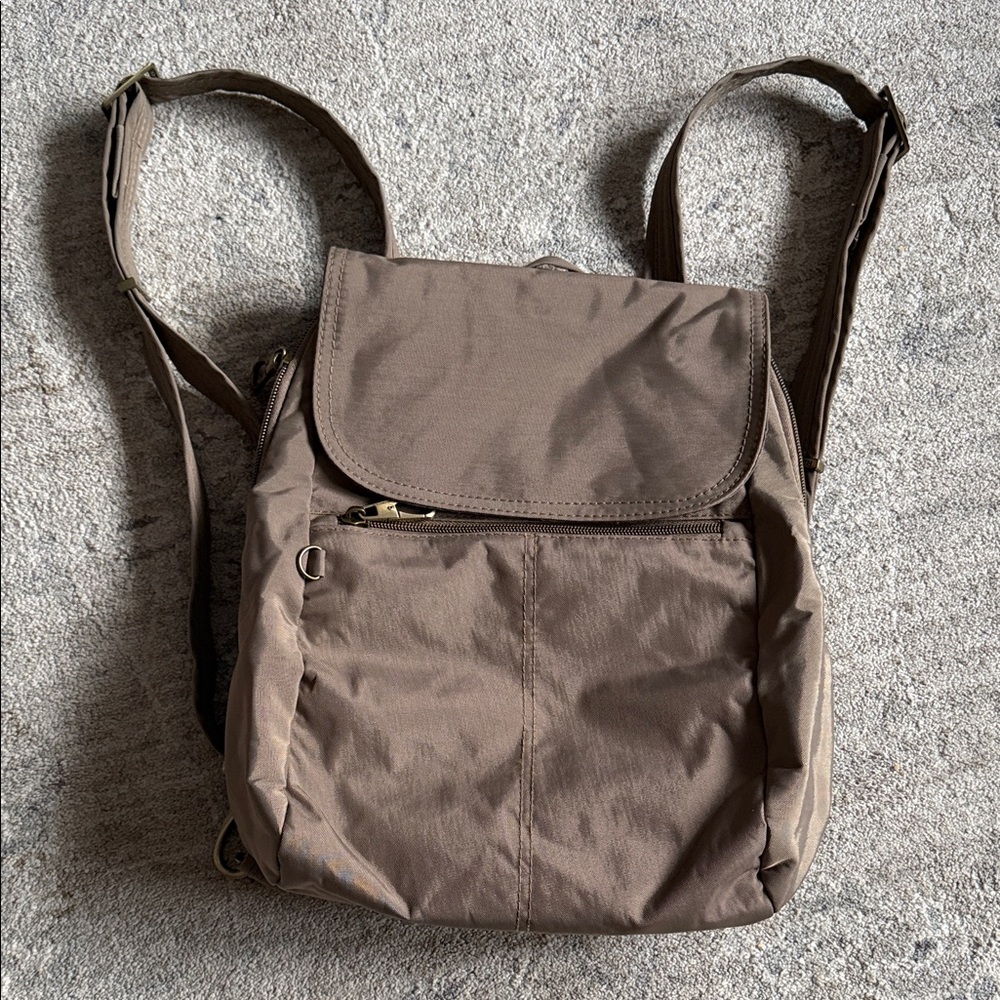 Travelon Anti-Theft Signature Slim Backpack Sable Brown RFID Pockets Organizer